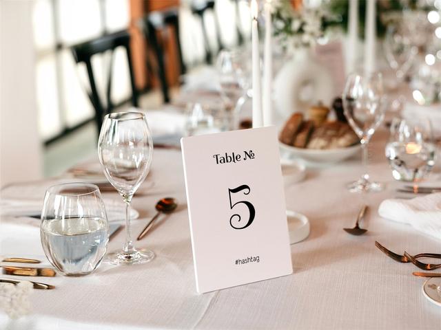 Elevate your event with this stylish table number display, adding both functionality and elegance to your table settings. Perfect for weddings or formal gatherings, it guides guests to their seats while enhancing the overall décor with its sleek and sophisticated design.