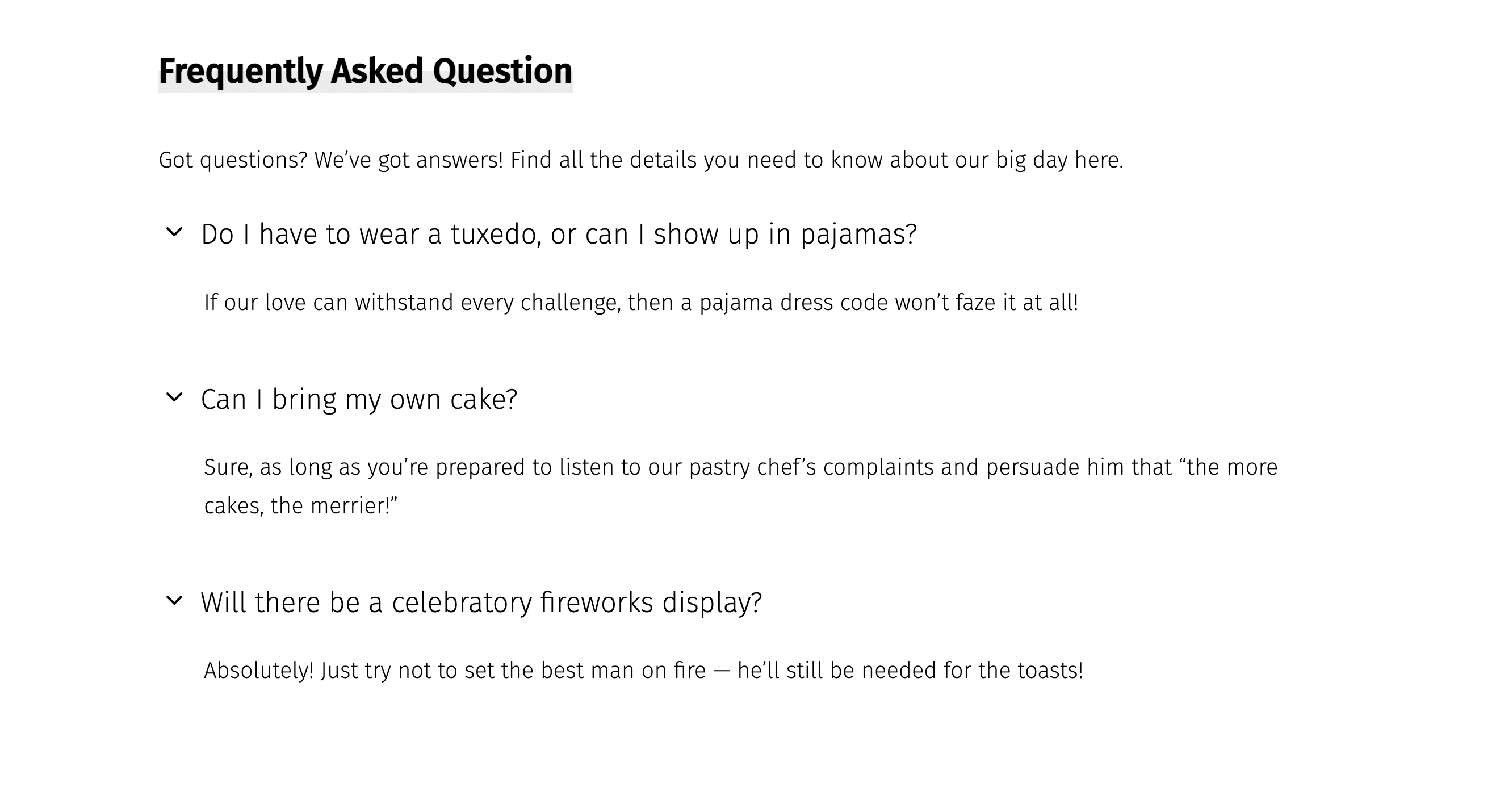 Kuva näyttää kehittyneen häät RSVP-lomakkeen, jossa on useita syöttökenttiä vieraan tietoja, läsnäolovaihtoehtoja ja muita mieltymyksiä varten.