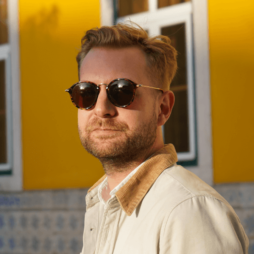 Andy Hammond - Expert în nunți și redactor specializat în industria nunților